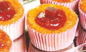 Cupcake de Milho com Cobertura de Goiabada